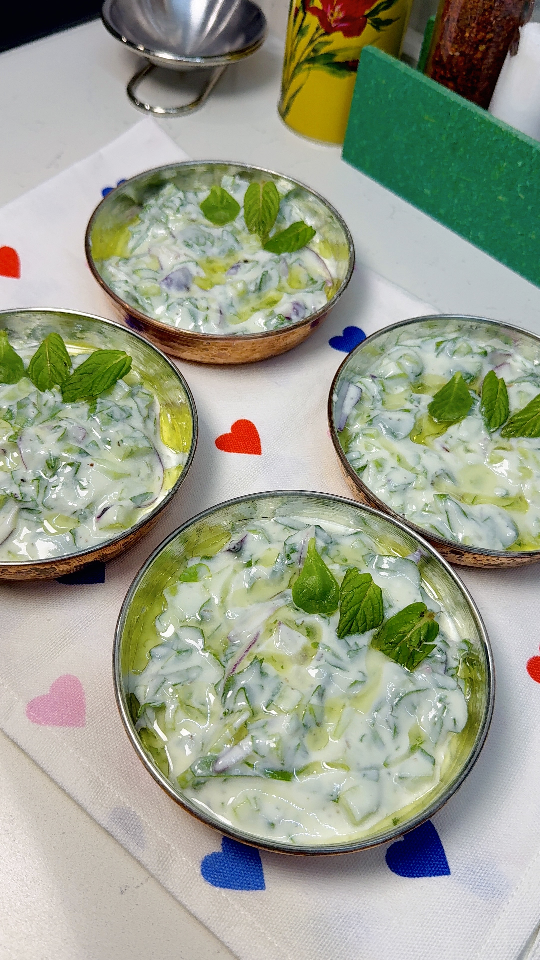 yaz sofralarında fresh kuru cacık